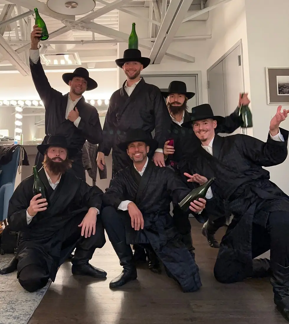 Bottle-Dancers
