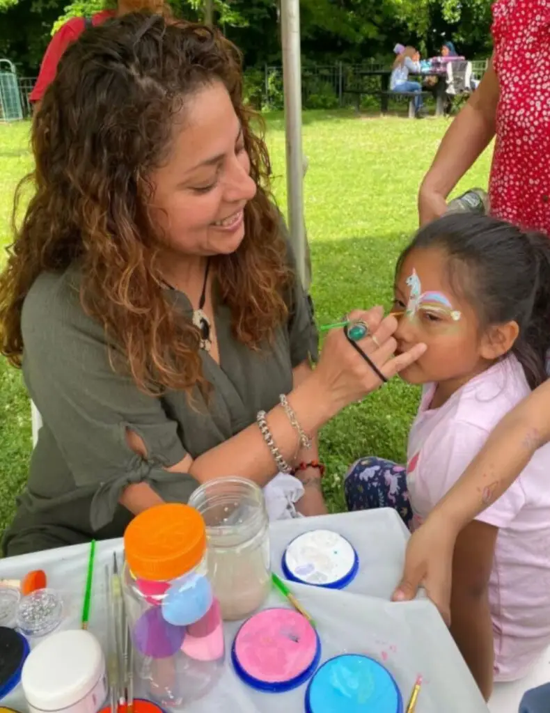 face-painting